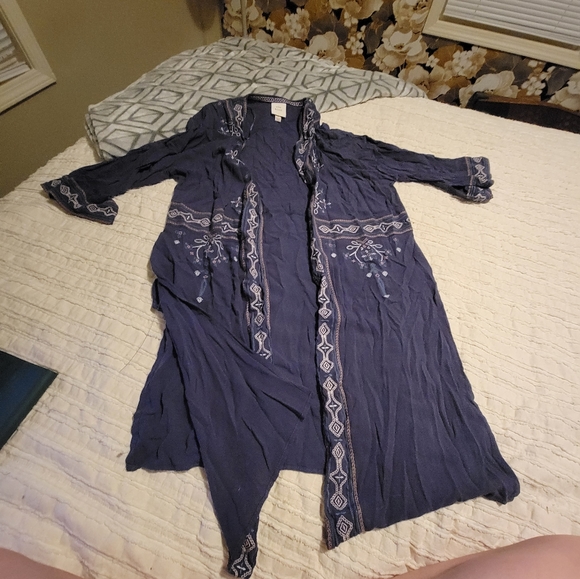 Cardigan - Picture 3 of 3